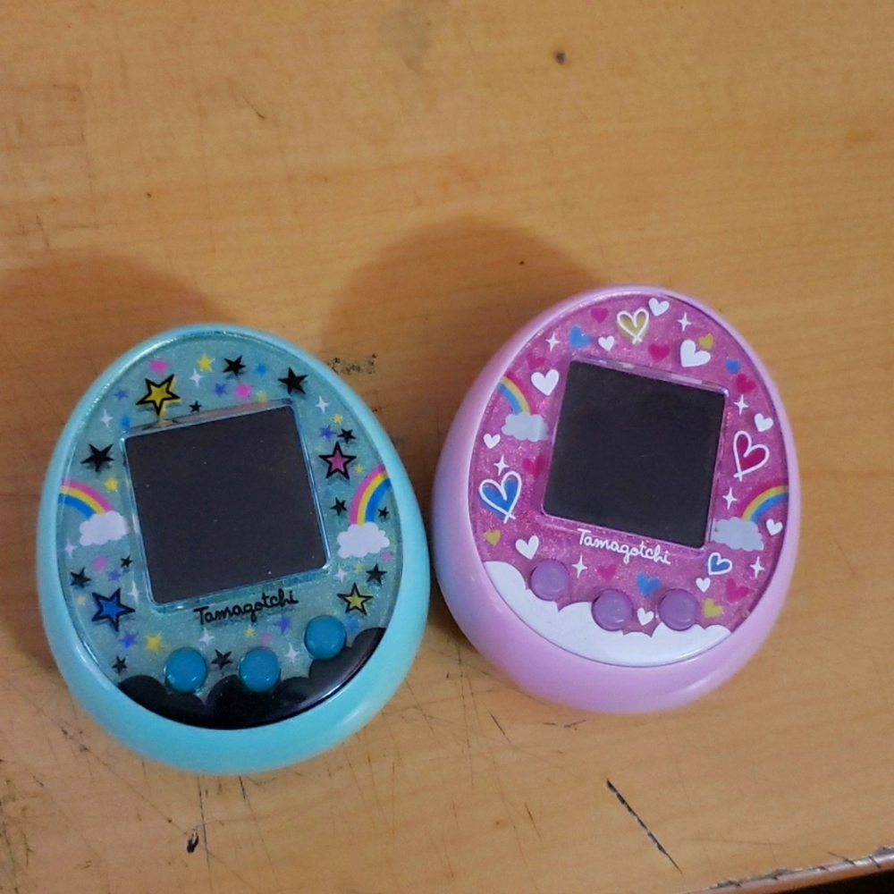 TamagotchiON bundle